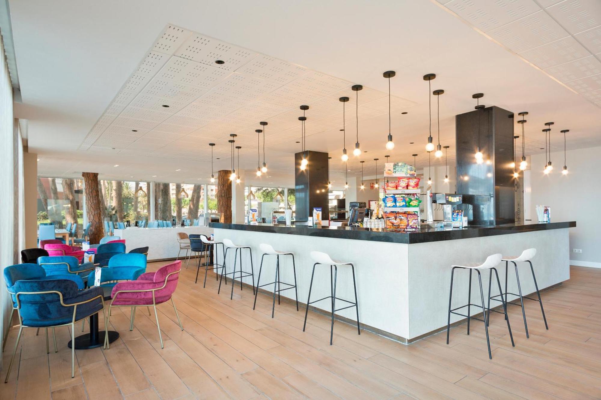 Terramarina Hotel La Pineda